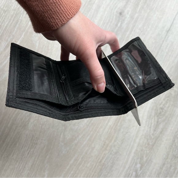 Nylon Velcro Trifold Wallet - Picture 5 of 5